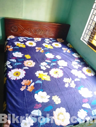Fresh Condition Used Bed